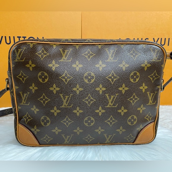 🌸NILE CROSSBODY SHOULDER BAG PURSE MONOGRAM - Picture 4 of 16